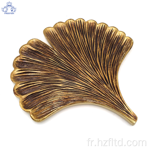 Plateau à bijoux en forme de feuille d&#39;or antique